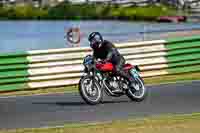 Vintage-motorcycle-club;eventdigitalimages;mallory-park;mallory-park-trackday-photographs;no-limits-trackdays;peter-wileman-photography;trackday-digital-images;trackday-photos;vmcc-festival-1000-bikes-photographs